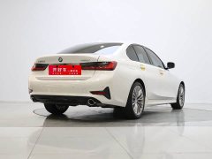 BMW 3 Series 2022 320i Sports Package - фото 4