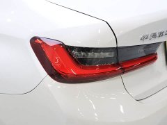 BMW 3 Series 2022 320i Sports Package - фото 8