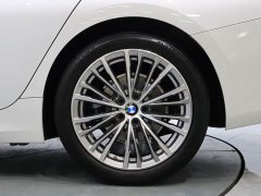 BMW 3 Series 2022 320i Sports Package - фото 9