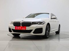 BMW 5 Series facelift 530Li leading M sports package - фото 1