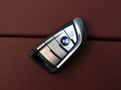 BMW 5 Series facelift 530Li leading M sports package - фото 6