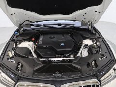 BMW 5 Series facelift 525Li luxury package - фото 11
