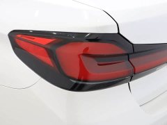 BMW 5 Series facelift 525Li luxury package - фото 9