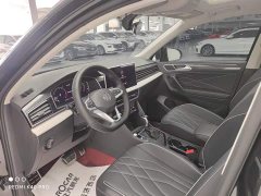 Volkswagen Tiguan L Outstanding Edition 330TSI Automatic 2WD R-Line Longyao Edition - фото 6