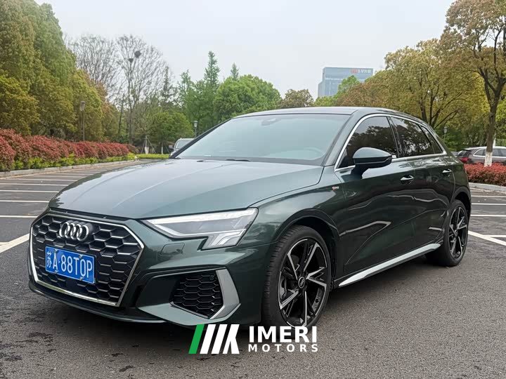 Audi A3 Sportback 35 TFSI stylish and sporty - автомобиль из Китая