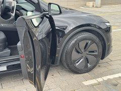 Tesla Model Y long-range all-wheel drive version - фото 20