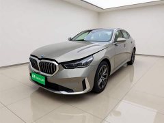 BMW 5 Series 2024 530Li Exclusive Luxury Package - фото 1