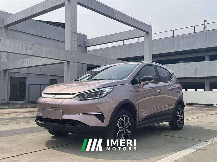 BYD Yuan Pro 401KM luxury - автомобиль из Китая