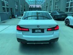 BMW 5 Series facelift 530Li leading M sports package - фото 5