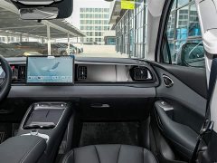 Lynk & Co Hiace 05 EV 520KM smart flight version - фото 8
