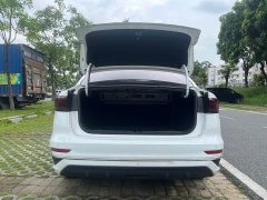 Geely Emgrand 4th generation 1.5L CVT premium - фото 12