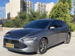 BYD Qin PLUS 2021 DM-i 120KM Premium - фото 1