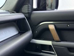 Land Rover Defender 110 3.0T P400 X-Dynamic HSE - фото 14