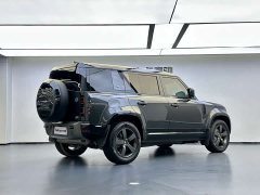 Land Rover Defender 110 3.0T P400 X-Dynamic HSE - фото 4