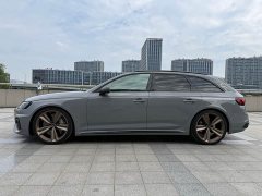 Audi RS 4 2022 RS4 Avant Dark Gold Edition - фото 5
