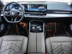 BMW 5 Series 530Li Leading M Sports Package - фото 9