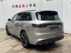 AITO Wenjie M8 2025 extended range Ultra version 53.4kWh 5-seater version (192-line lidar) - фото 7