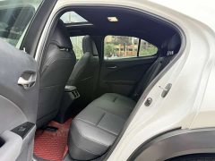 Lexus UX 2020 200 Special Edition - фото 6