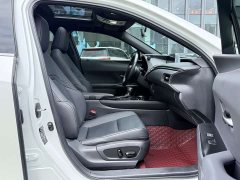 Lexus UX 2020 200 Special Edition - фото 8