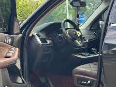 BMW X5 facelift xDrive 30Li exclusive M sports package - фото 7