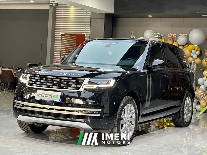 Land Rover Range Rover 2024 3.0 L6 400PS Extended Edition