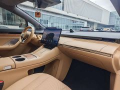 Luxeed Zhijie R7 pure electric 802km Max - фото 12