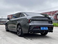 Lynk & Co 03 1.5TD DCT Plus - фото 7