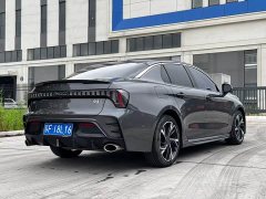 Lynk & Co 03 1.5TD DCT Plus - фото 9