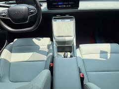 Lynk & Co Roewe D6 450km Premium Edition - фото 10