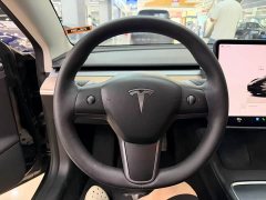 Tesla Model 3 rear-wheel drive version - фото 5