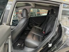 Tesla Model 3 rear-wheel drive version - фото 7