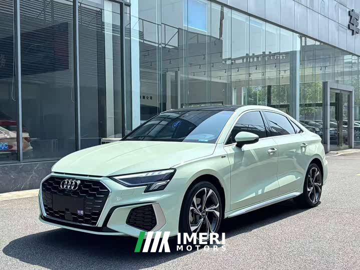 Audi A3 A3L Limousine 35 TFSI Luxury Sport - автомобиль из Китая