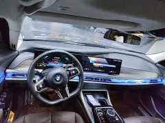 BMW 7 Series 2023 735Li M Sports Package - фото 9
