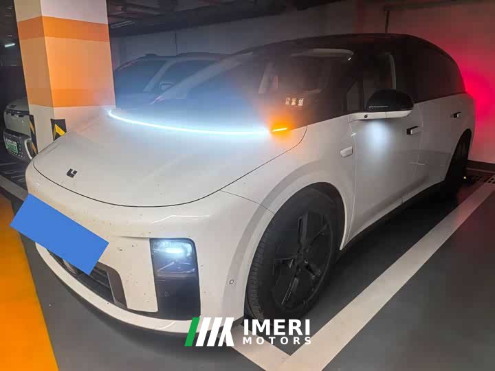 Li Auto Ideal i8 Standard Edition - автомобиль из Китая