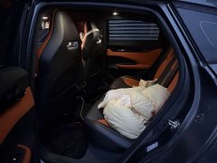 Changan UNI-V 1.5T sports version - фото 5
