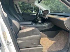 Tesla Model Y long-range all-wheel drive version - фото 12