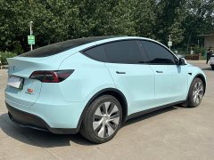Tesla Model Y long-range all-wheel drive version - фото 7