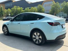 Tesla Model Y long-range all-wheel drive version - фото 8