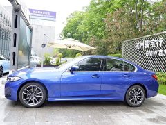 BMW 3 Series 320i M Sports Package - фото 3