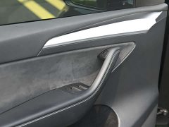 Tesla Model Y rear-wheel drive version - фото 11