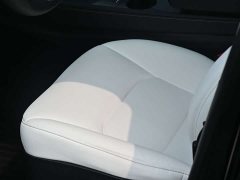 Tesla Model Y rear-wheel drive version - фото 12