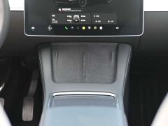 Tesla Model Y rear-wheel drive version - фото 9