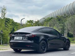 Tesla Model 3 2022 rear-wheel drive version - фото 7