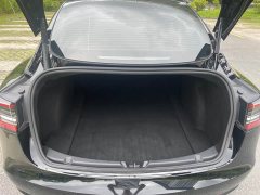Tesla Model 3 2022 rear-wheel drive version - фото 9
