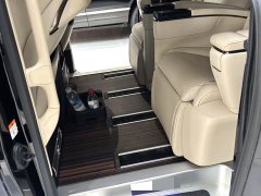 Toyota Alphard 2.5L Hybrid Executive Lounge - фото 5