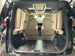 Toyota Alphard 2.5L Hybrid Executive Lounge - фото 6