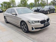 BMW 5 Series facelift 530Li leading luxury package - фото 2