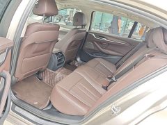 BMW 5 Series facelift 530Li leading luxury package - фото 5