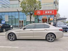 BMW 5 Series facelift 530Li leading luxury package - фото 9