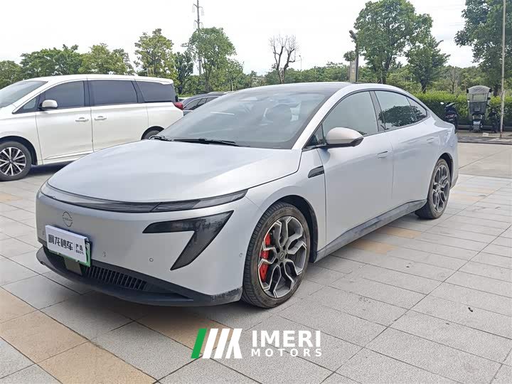 Nissan N7 625 Max - автомобиль из Китая